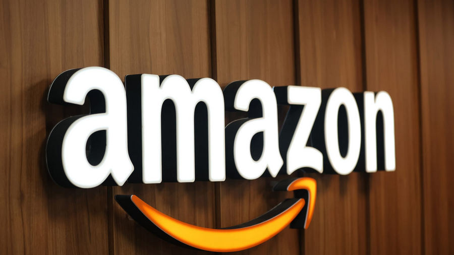 Rivoluzionare la prova virtuale: la tecnologia Diffuse to Choose di Amazon e le modelle AI di iFoto