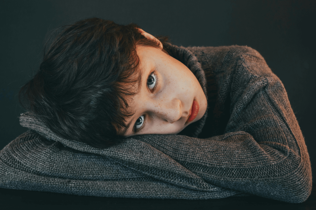 Photographie de portrait sur fond noir